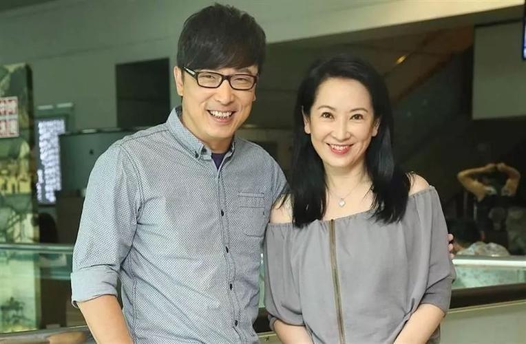 《雪山飞狐》过去32年，胡斐3段婚姻，程灵素离婚，苗人凤消失了