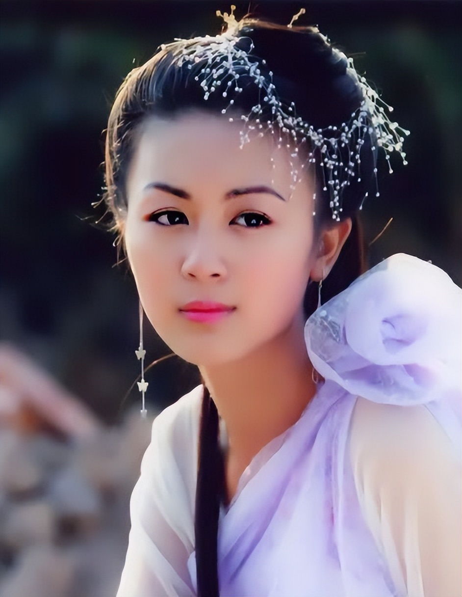 红得快、凉得也快，这五位“风光不再”的女星真是太可惜了