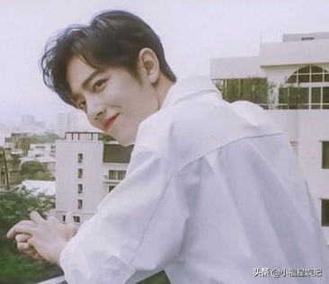 盘点“歪嘴杀”的13位明星，个个惊艳到糖分超标，帅到心坎里了