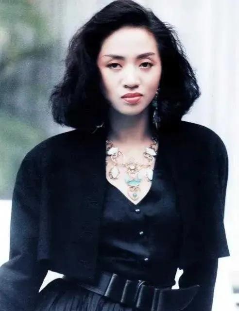因癌症去世的5位明星：有人死后亲人争产，有人死讯成媒体狂欢