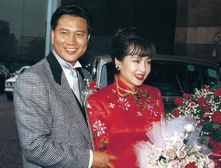 曾2次离婚,女儿也公开出柜:这位女星的经历,令人唏嘘