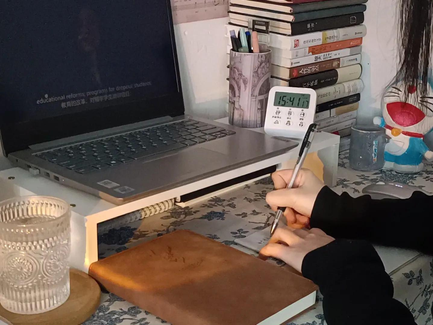 新手写作能力差如何提升？分享4个实用的写作技巧