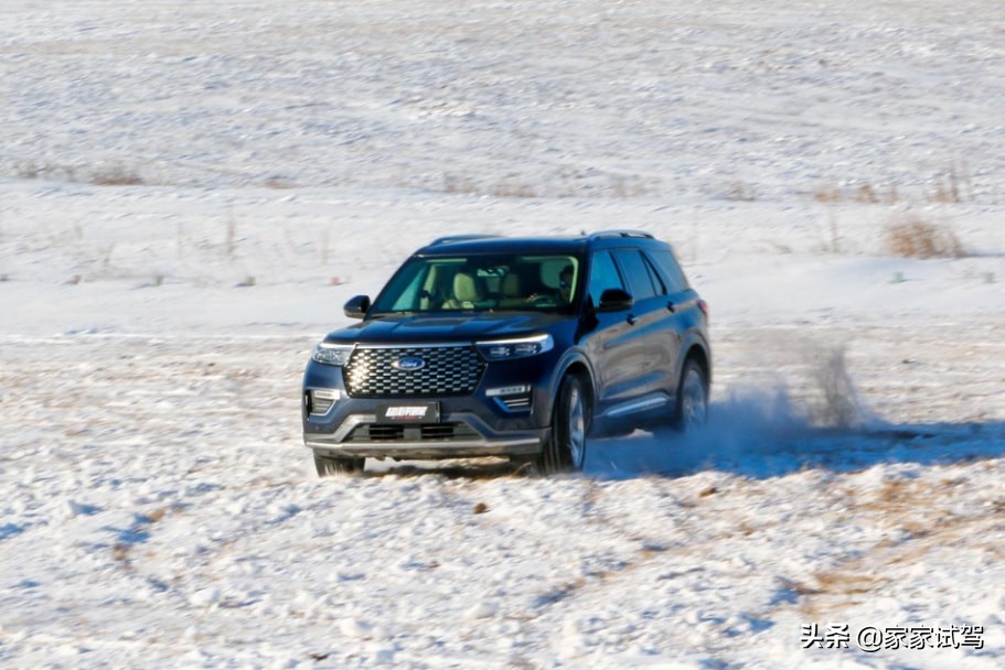 影帝级SUV，探险者出演冰雪极限动作戏