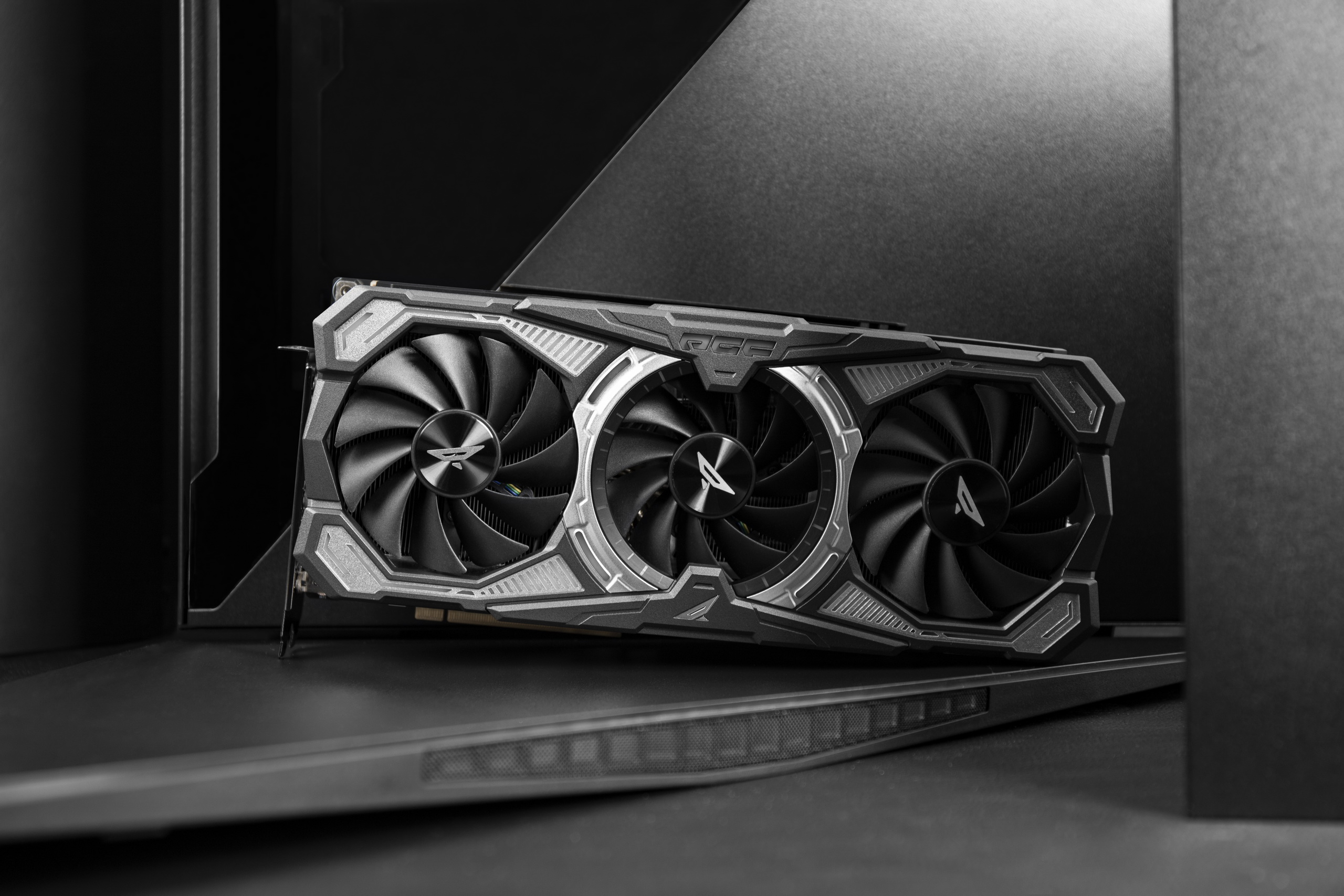 旗舰芯王，非比寻常&mdash;&mdash;索泰RTX 3090Ti卡皇震撼发布