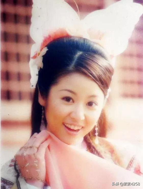 年轻时的林心如，灵气逼人，像画里走出来一样