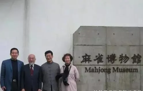 1924年冯玉祥将溥仪赶出紫禁(1924年，冯玉祥攻占紫禁城,皇帝溥仪吓得两腿直打)