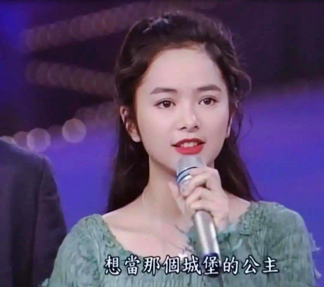 颜值说丢就丢，曾经一眼万年，今成路人大妈，这些女星好难认了