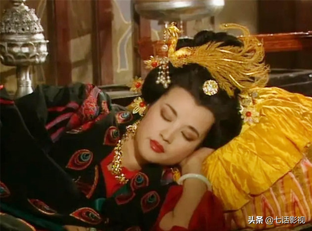 从《红楼梦》看古装剧妆发演变，这些年，哪些东西在慢慢消失？