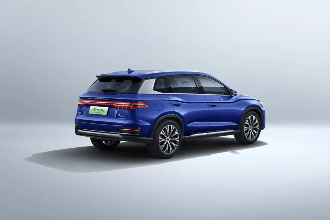 油耗4.4L/100km，13.48万元起，宋Pro DM-i哪款最值得入手？