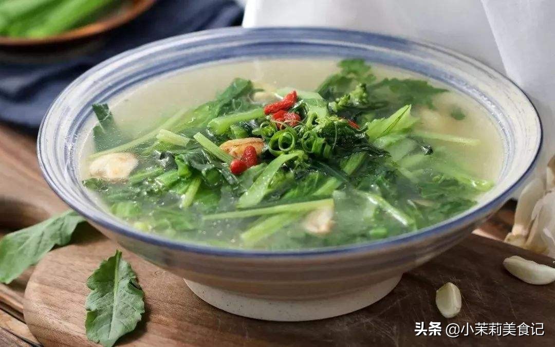 大年初七人日节，传统习俗禁忌多，1戴2吃3送4不打，老传统别丢了