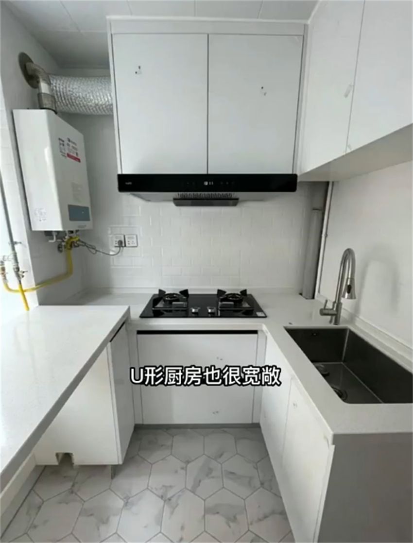 80后女孩在杭州买下56㎡老破小，自己改造，前后差别超大