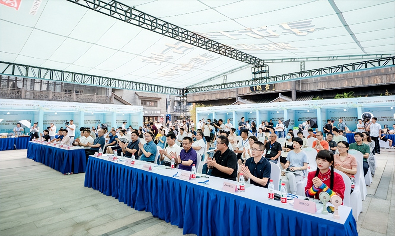 辛巴618携辛选助力用户与商家双赢，庐江：举办助农直播带货大赛