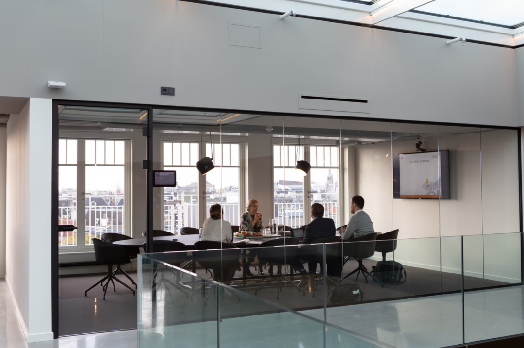 被高薪“惯坏”的年轻人：离开大厂，从降薪开始？