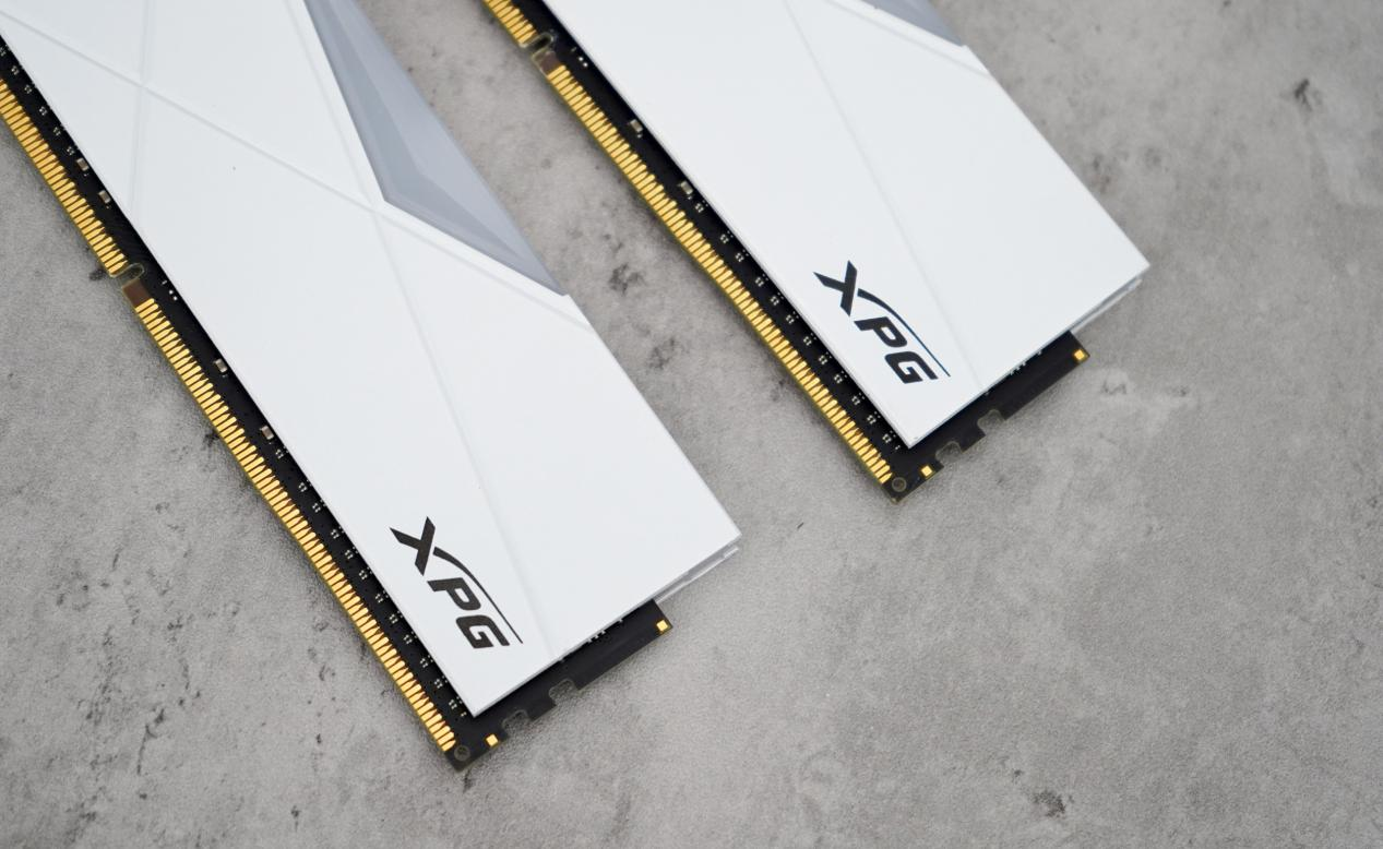 12代酷睿平台，D4内存+PCIe 4.0 SSD才是当下正选？