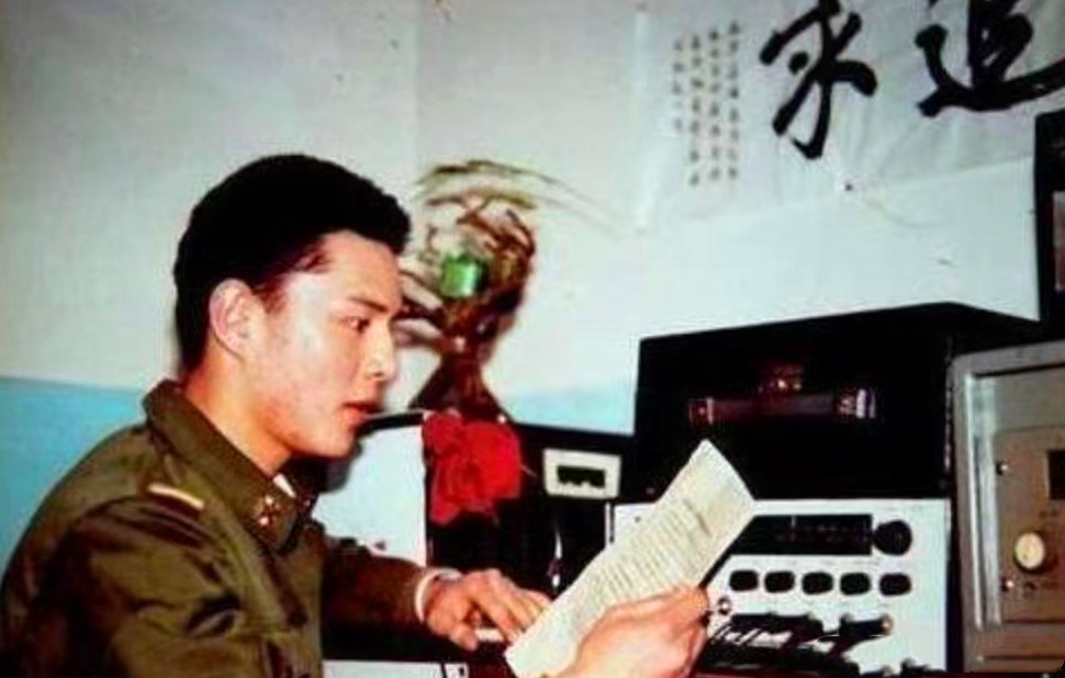 一哭成名，央视“任性”主播赵普，直播无人理会，他这些年干嘛了