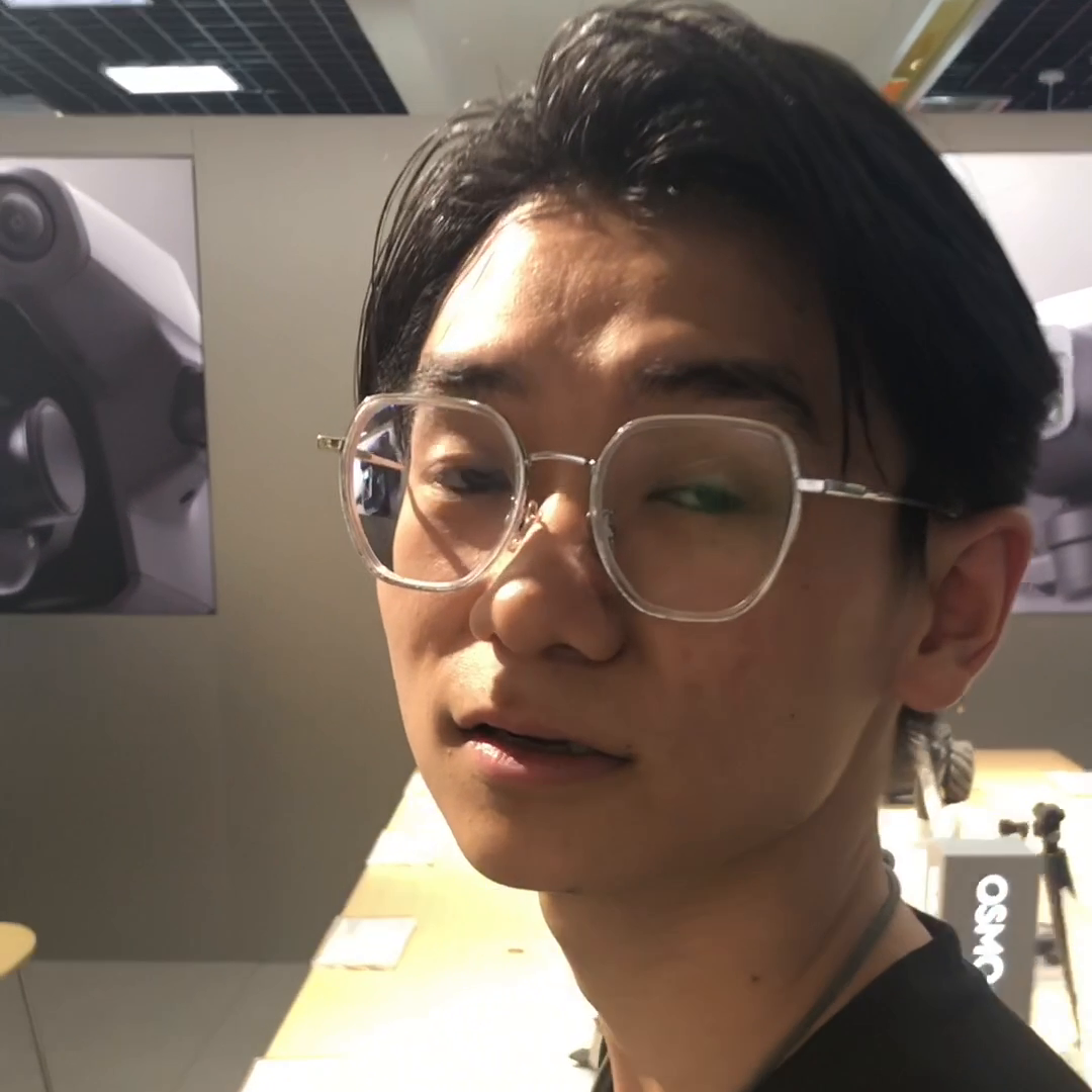 手持相机稳定器推荐测评(大家好，想了解一个什么样的设备？想要一个相机的手持稳定器是)