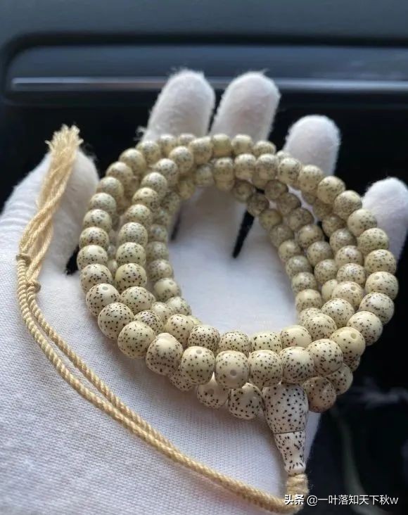 这些串只盘不刷照样包浆玉化