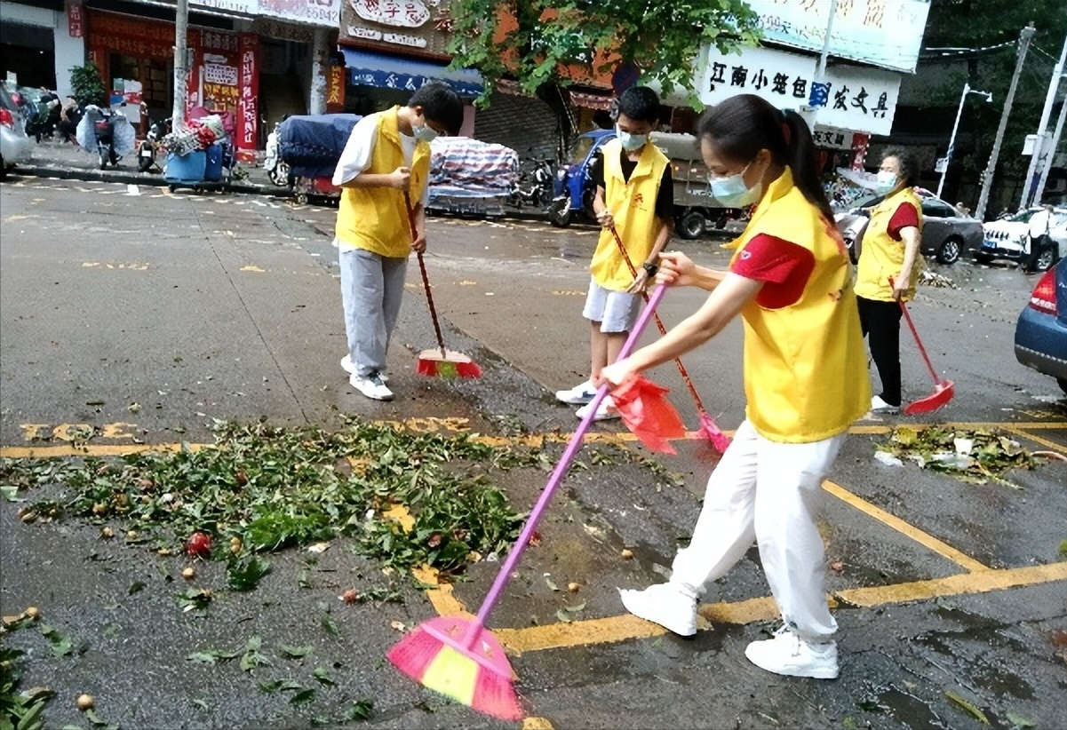 广东省惠州市向阳慈善会开展“我为群众办实事办好事”志愿服务