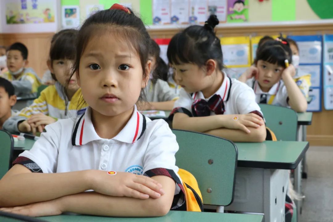 实验小学外国语学校与机关幼儿园携手开展幼小衔接交流体验活动
