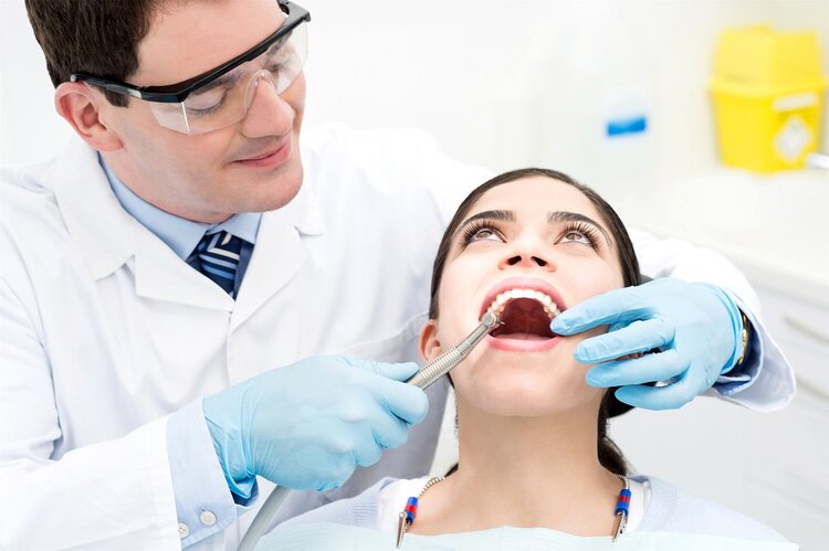 有一种痛叫口腔溃疡！提醒：补充维C不顶用，这些办法才靠谱