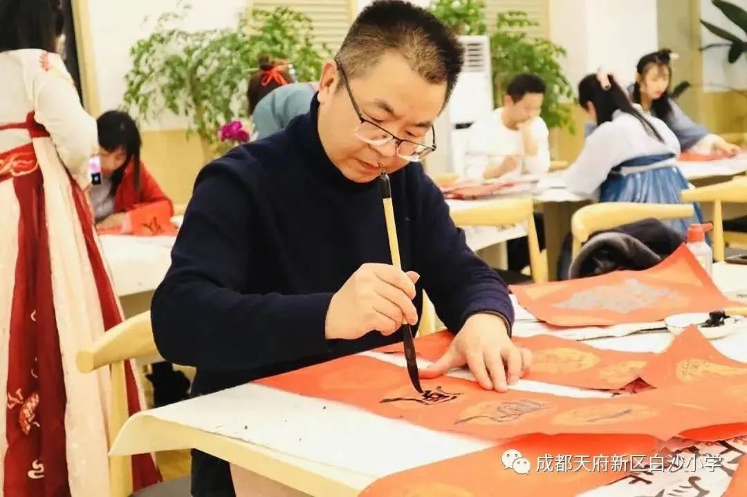 麓溪河畔 墨韵白小｜四川天府新区白沙小学名优教师风采展示（一）