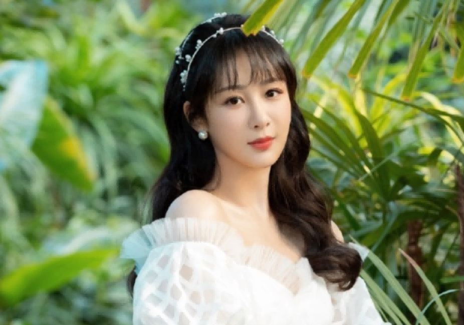 同样是“厚刘海”，把杨紫胡冰卿和杨幂放在一起，差别不止一点