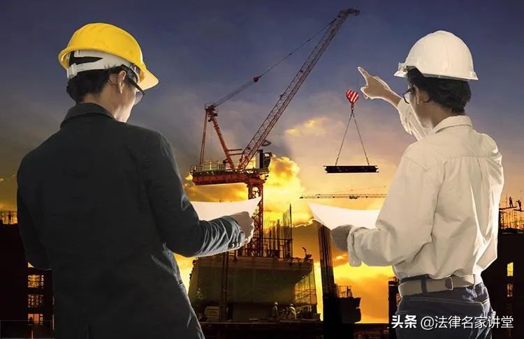 头一天法官给双方律师分别打了电话，第二天判决书上多判了14万