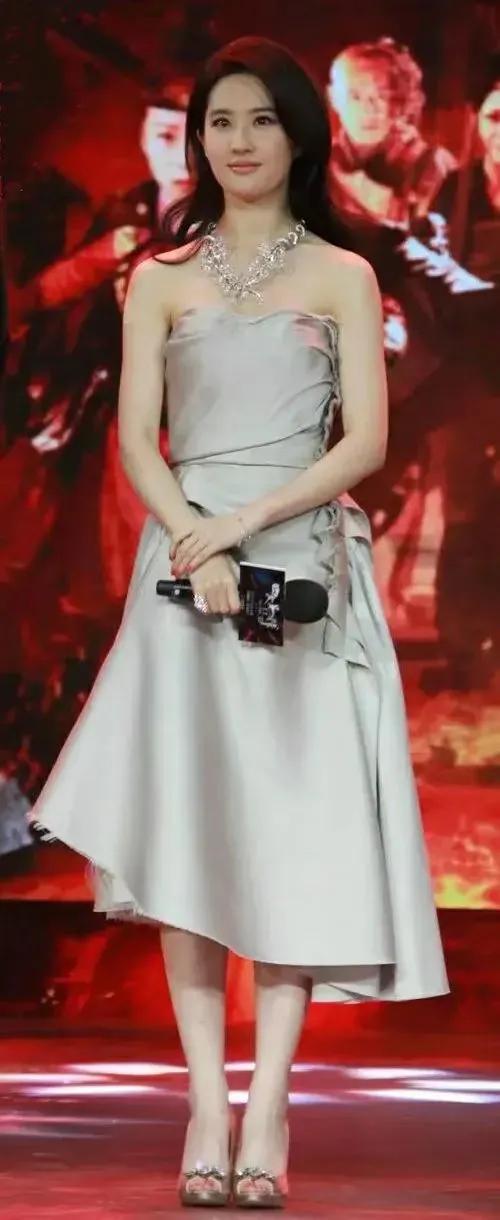 李冰冰，杨颖，刘亦菲，韩雪，林允儿，李小璐