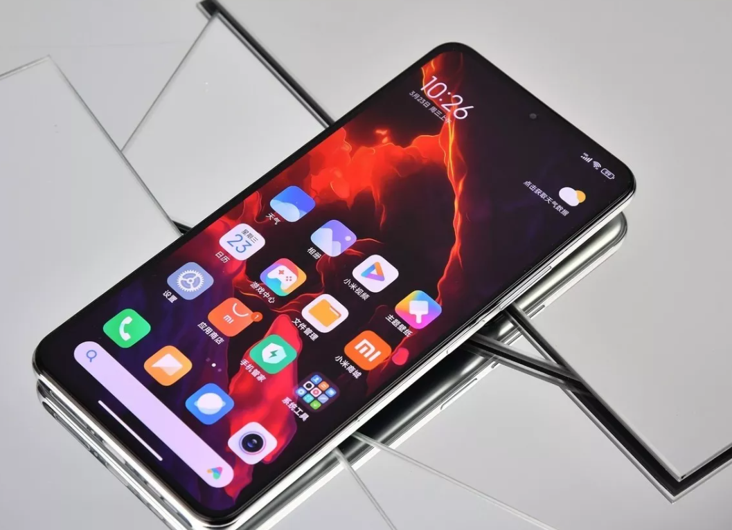红米K50与iPhone13的差距在哪？我愿称它为：平民机皇
