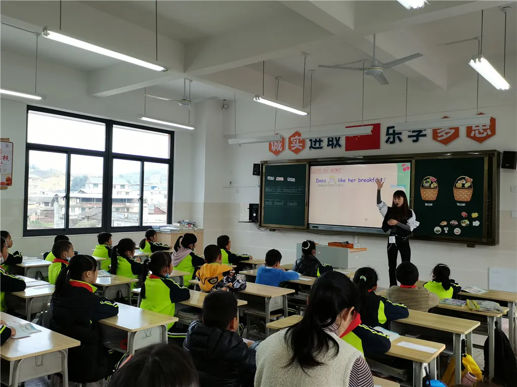 龙岩市溪南小学：冬日暖“洋”沐人心(图3)