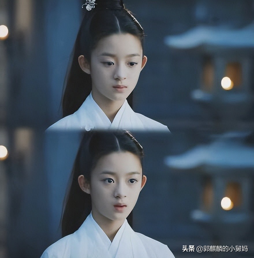 又一个童星被“催熟”？小学没毕业被杨幂签下，浓妆成家常便饭