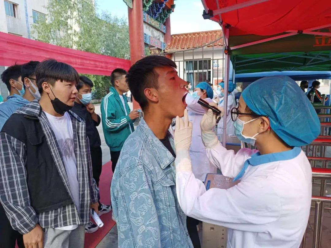 临潭县1096名考生参加2022年基层服务项目选拔考试