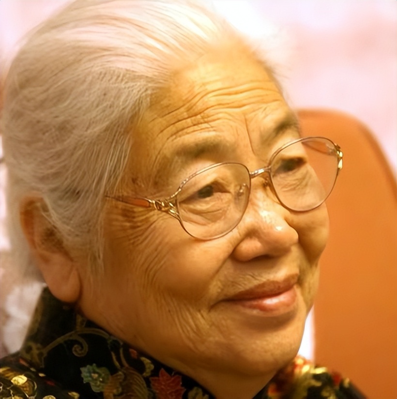 "豫剧名家"小香玉:与王为念不合离婚,嫁小5岁老公被宠上天