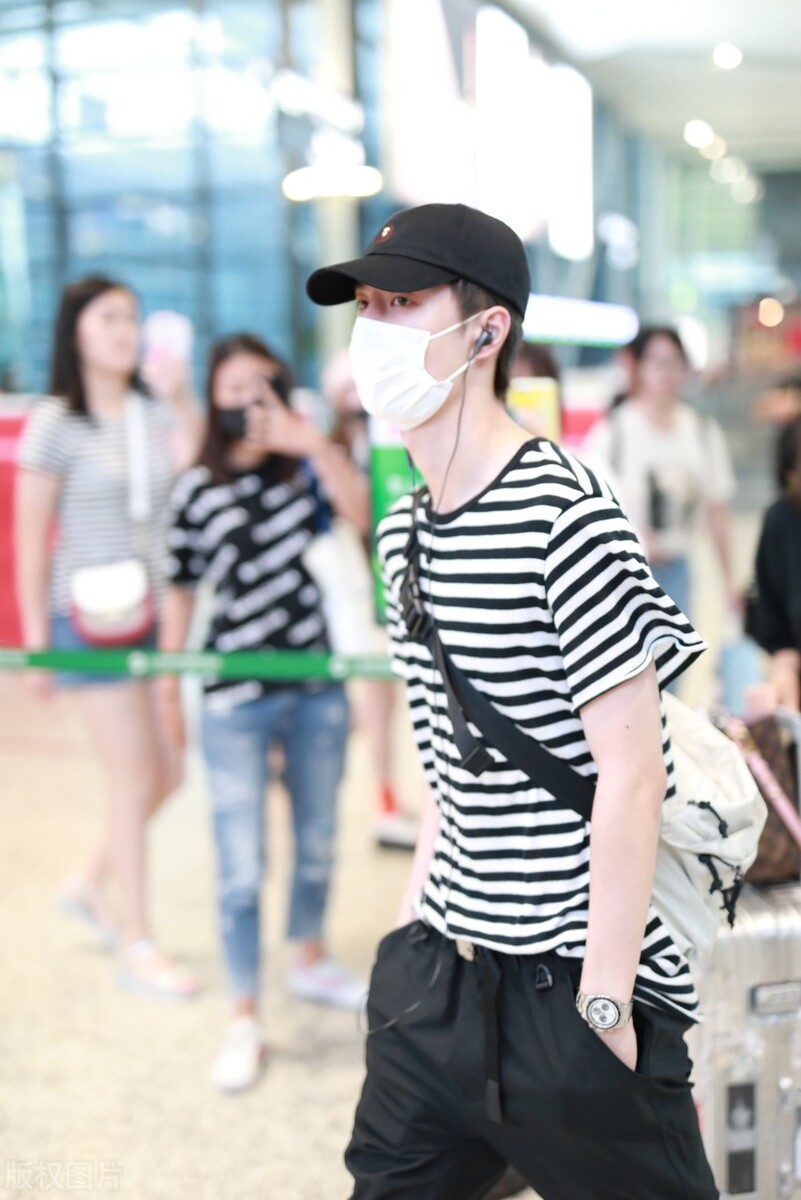 因为你，让我也追了一回星