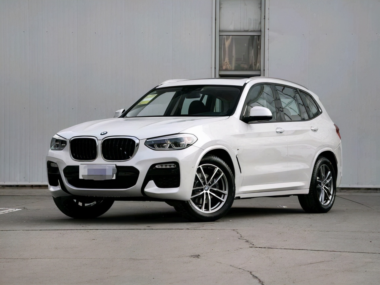 奥迪Q5L、宝马X3、奔驰GLC豪华中型SUV怎么选？对比后差距明显