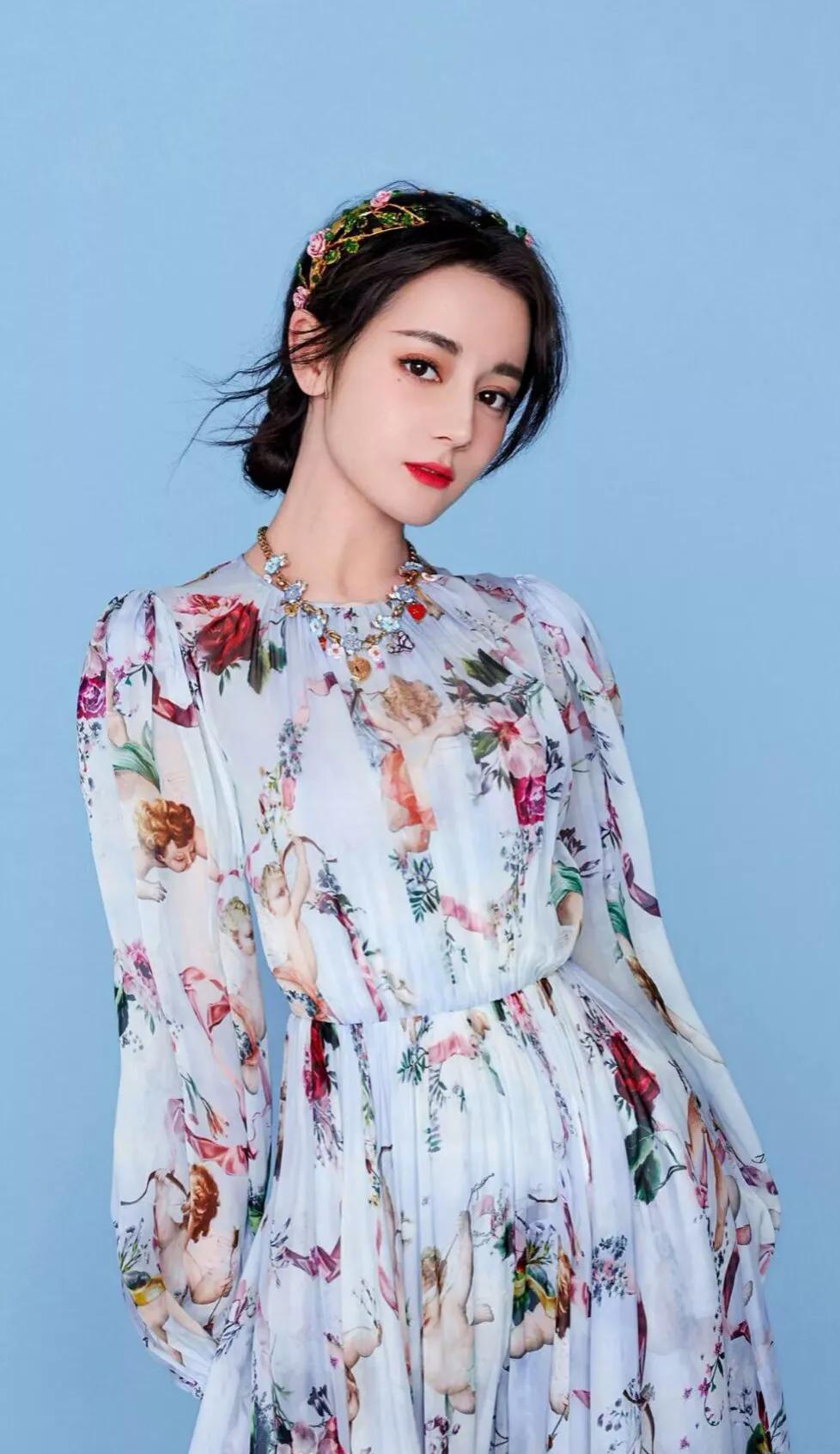 一代俏佳人：迪尼热巴，未成名前和成名后的颜值大比拼