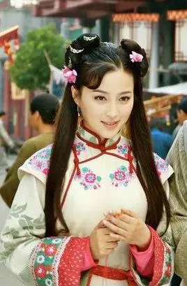 “古装神颜”甘婷婷：被誉为“最美潘金莲”，如今36岁依然单身