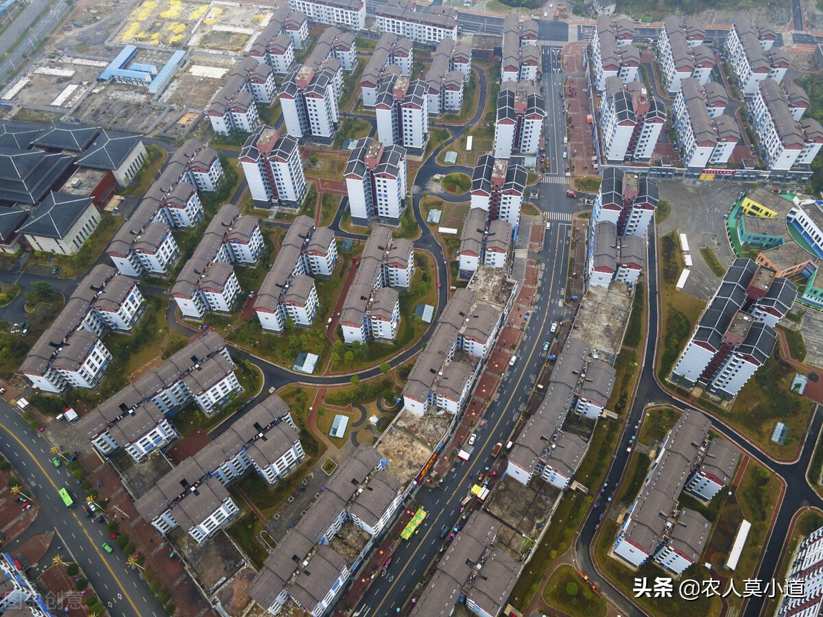 合村并镇，房子集中和易地搬迁的农民，还能种地吗？
