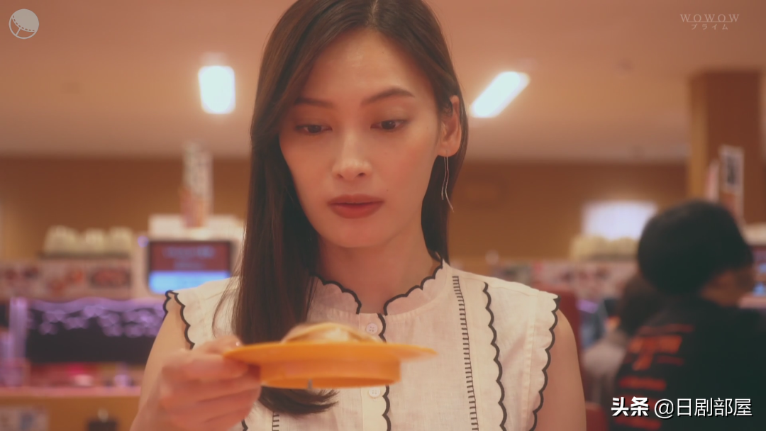 郎才女貌！另一对明星夫妇诞生了