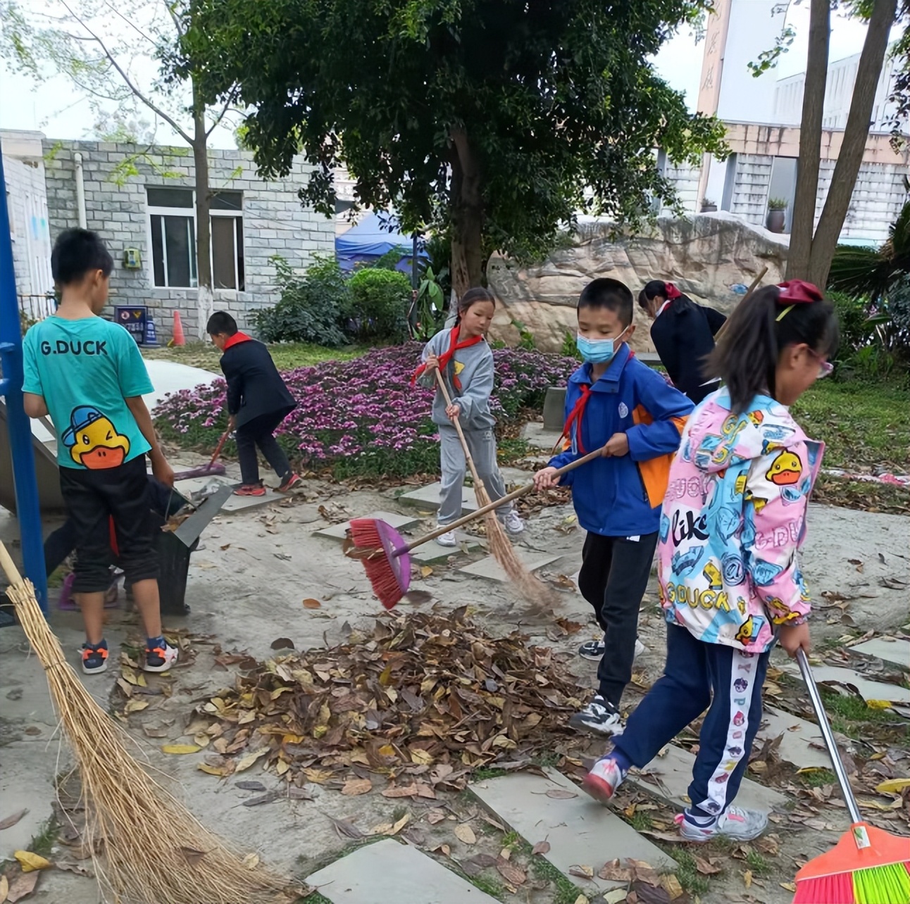 成都市双流区棠湖小学丨把“爱劳动”的奖章颁给棠小娃