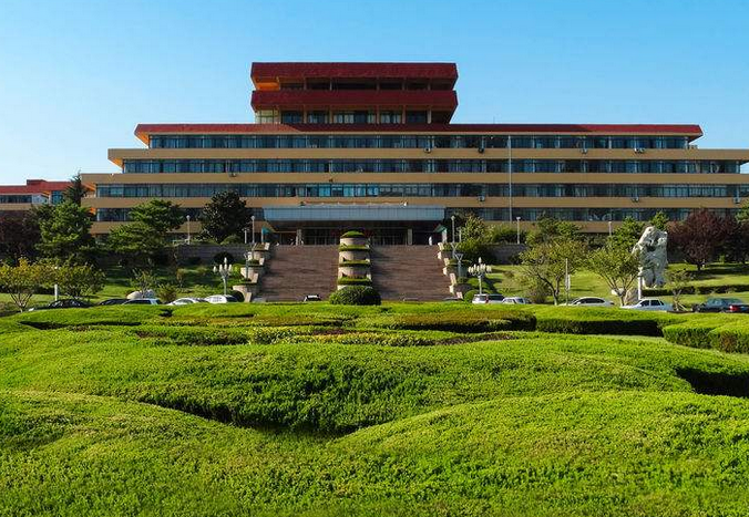 吉林艺术学院2022年招生1901人，录取文化400分专业需要多少分？