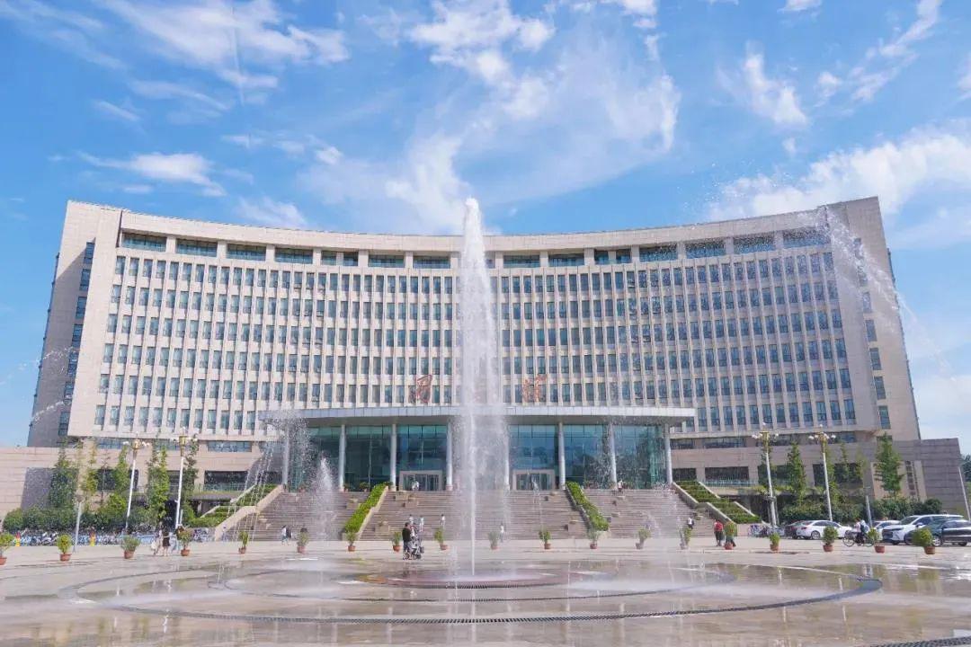 河南工业大学：曾经的粮食学院、工业高专，如今的特色工科大学