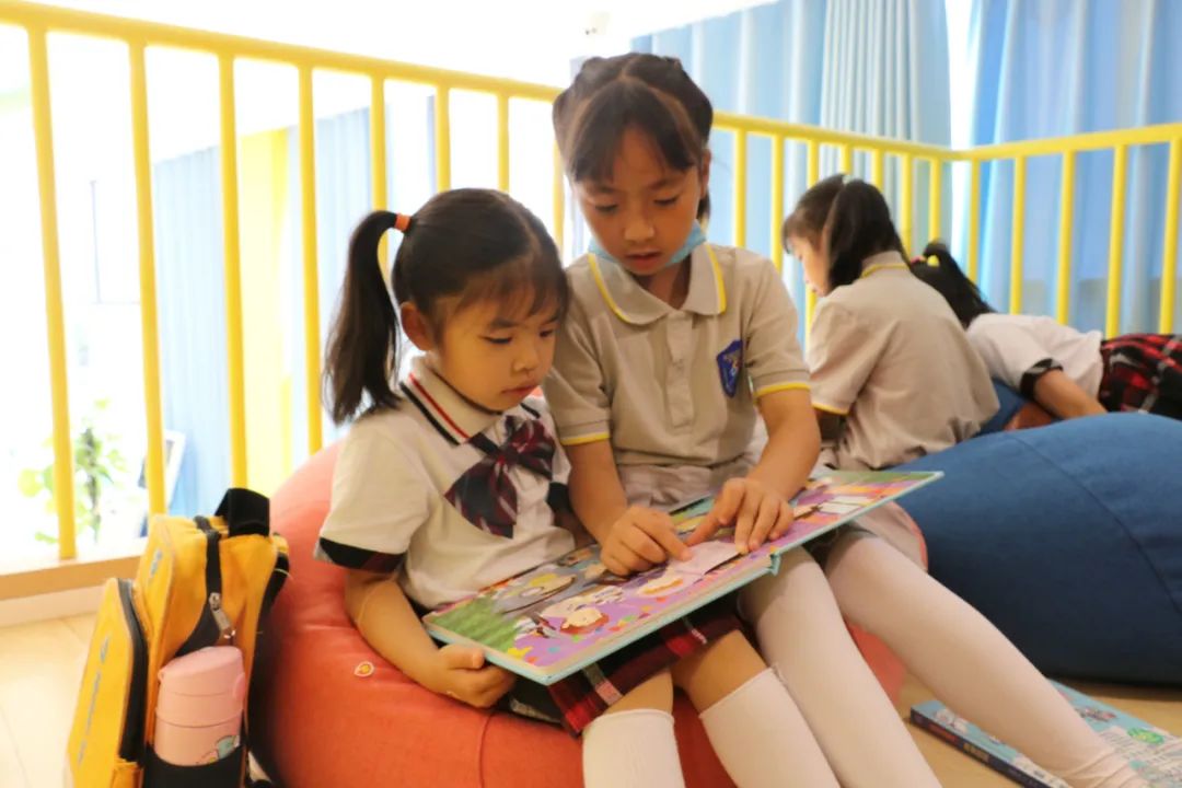 实验小学外国语学校与机关幼儿园携手开展幼小衔接交流体验活动