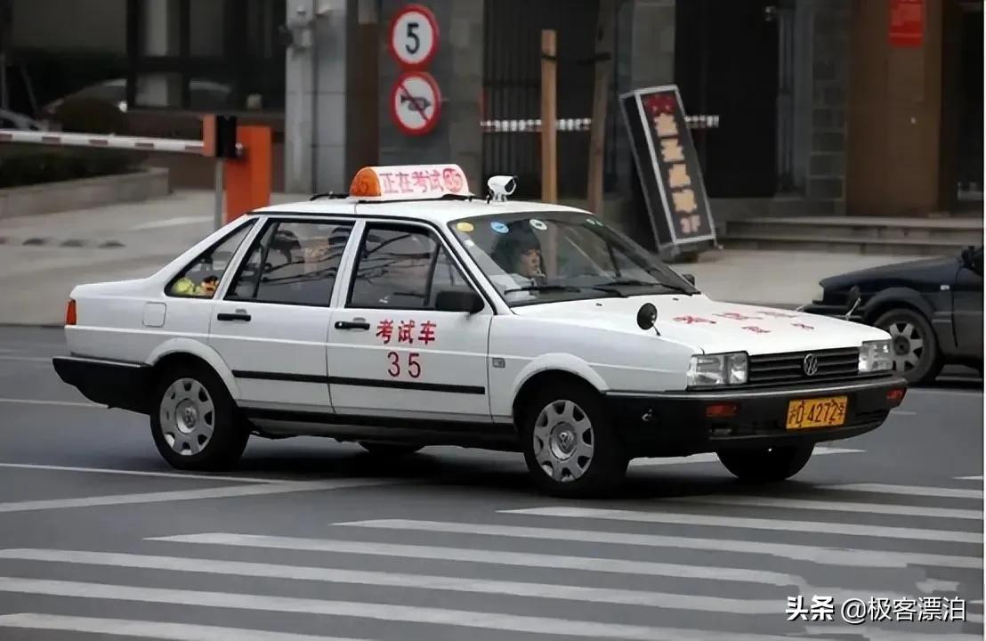 C1駕駛證“新規(guī)”？或?qū)⒂瓉怼?取消、1增加”制度，車主互相轉(zhuǎn)告