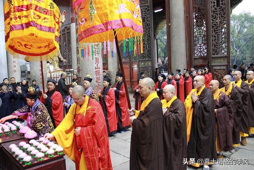 中国香火最旺的十大寺庙排名，都是春节祈福好去处