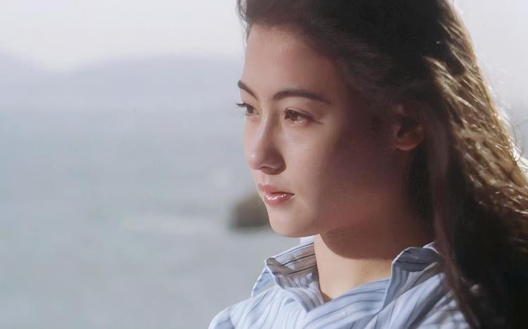 同样是演护士，把朱茵，张柏芝，赵丽颖放在一起，差别就出来了