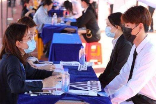 一大型国企开始招聘，月薪万元起步待遇好，主要面向2022届毕业生