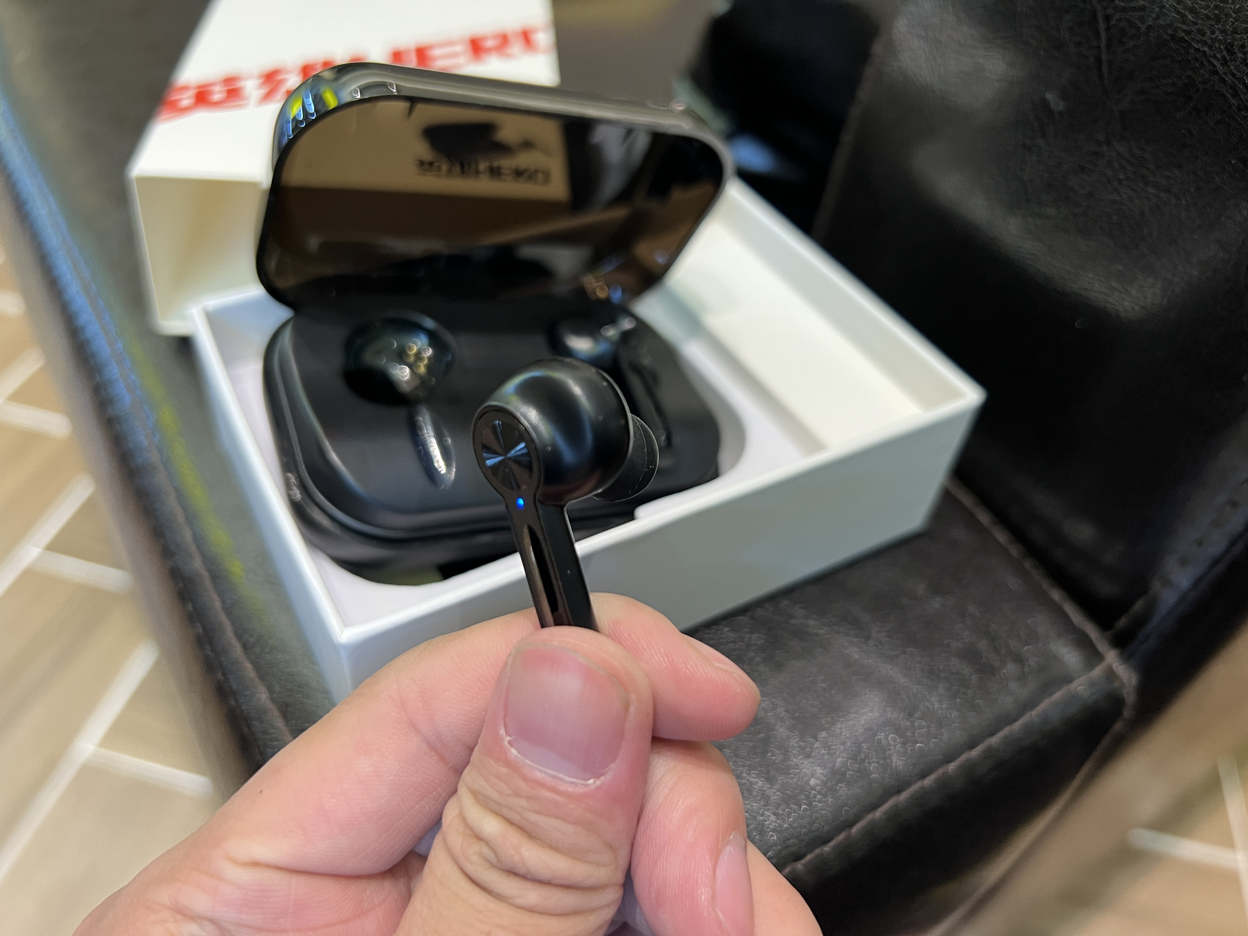 英雄G1电竞TWS耳机评测：国货好声音，游戏娱乐样样通