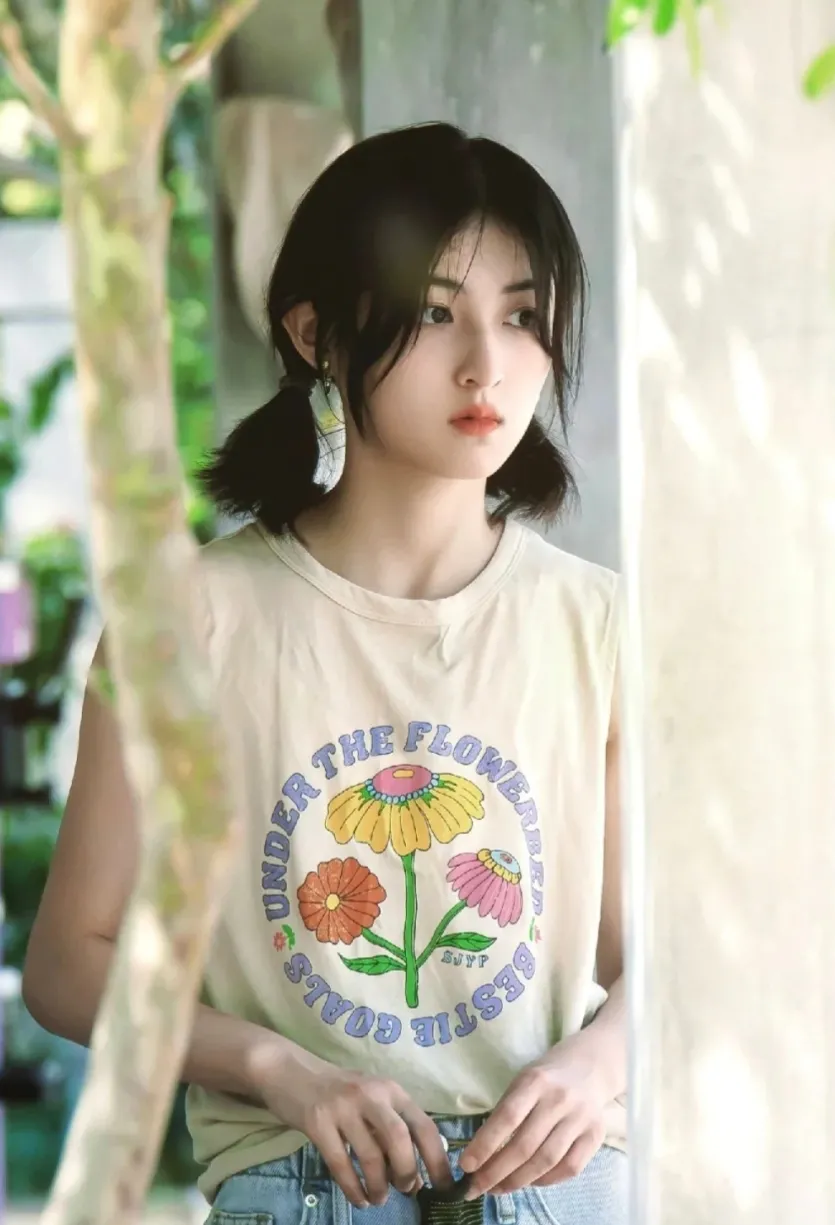 新娱料来咯！1.李佳琦停播后积极面对品牌方的索赔，已经处理的差不多了