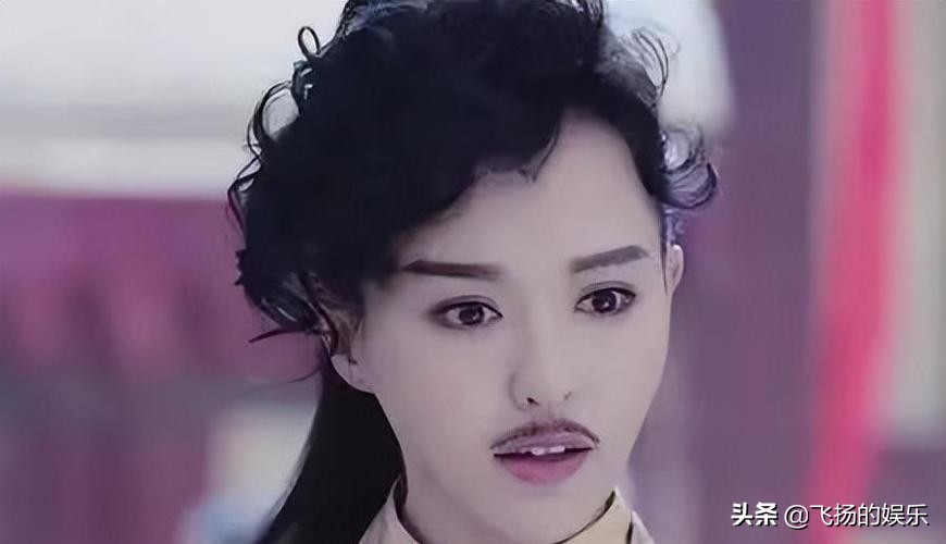 都是女扮男装，把唐嫣和叶童放一起，差距一目了然